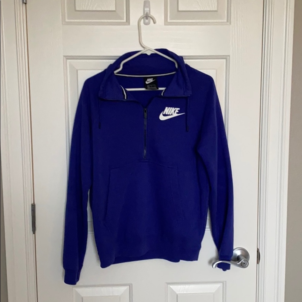 Nike pullover